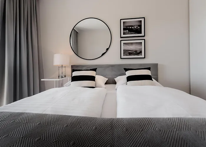 Wyspa Uznam Marina Jachtowa
