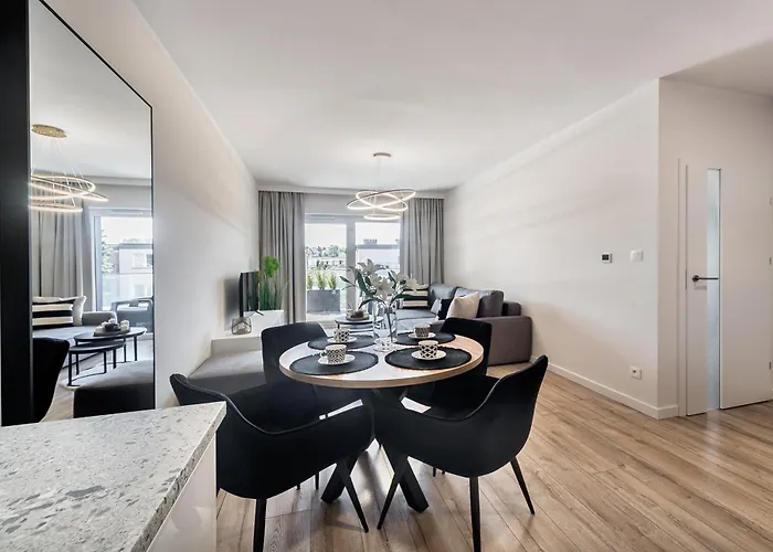 Wyspa Uznam Marina Jachtowa